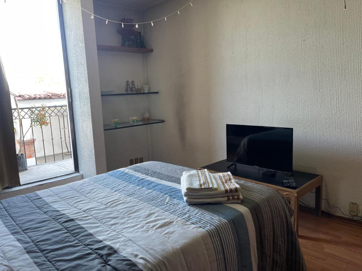 Comoda Habitacion A 10 Min Del Centro Historico De ケレタロ エクステリア 写真