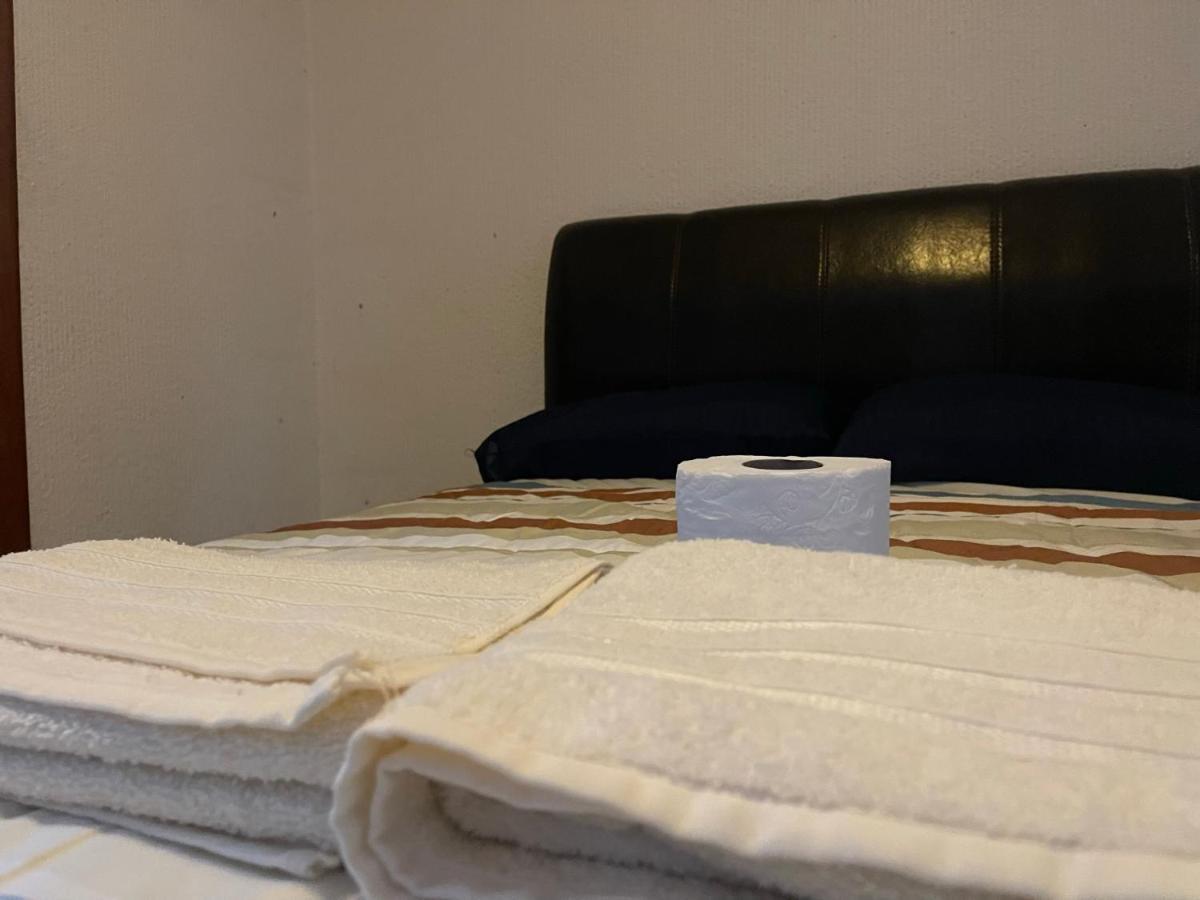 Comoda Habitacion A 10 Min Del Centro Historico De ケレタロ エクステリア 写真