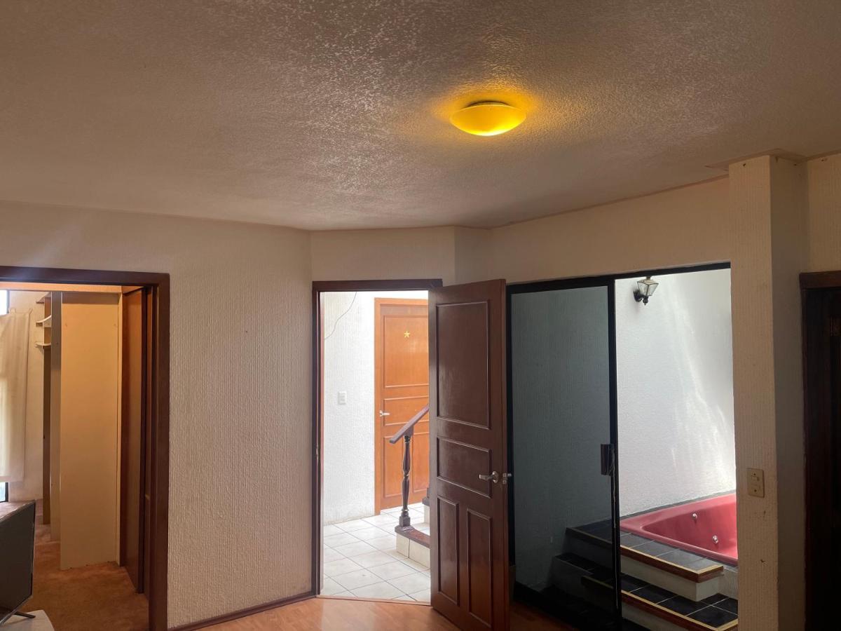 Comoda Habitacion A 10 Min Del Centro Historico De ケレタロ エクステリア 写真