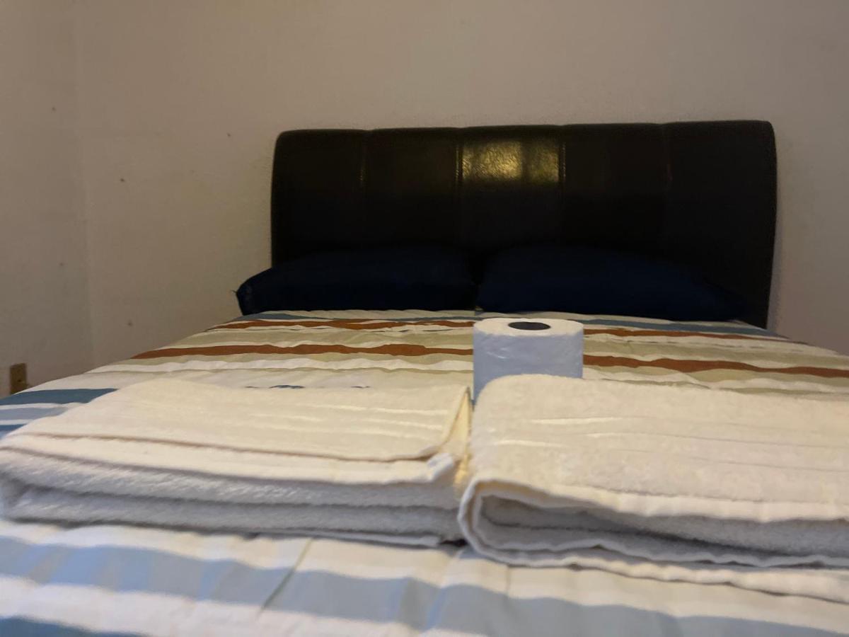 Comoda Habitacion A 10 Min Del Centro Historico De ケレタロ エクステリア 写真